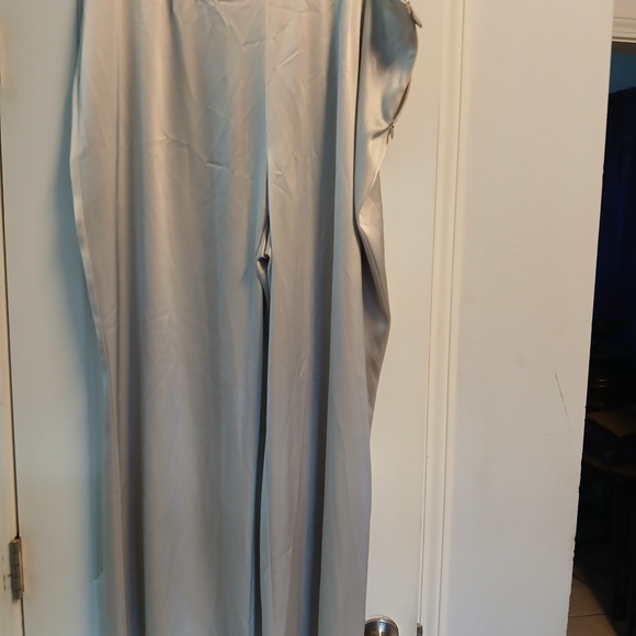 St. John Silver Gray Wide Leg Pants - Picture 2 of 12